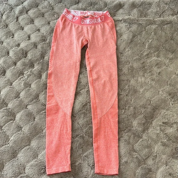 Gymshark Pink Leggings - Picture 4 of 8